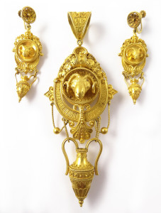 Antique 19c Italian Castellani 18k Gold Jewelry Suite